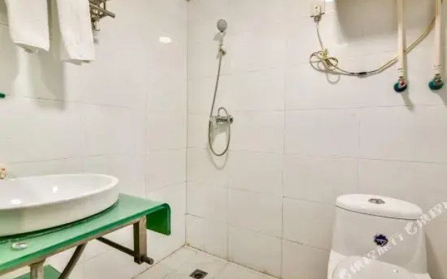 Chenxi Apartment Hotel