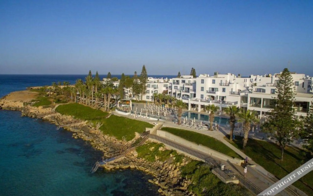 Nausicaa Villa