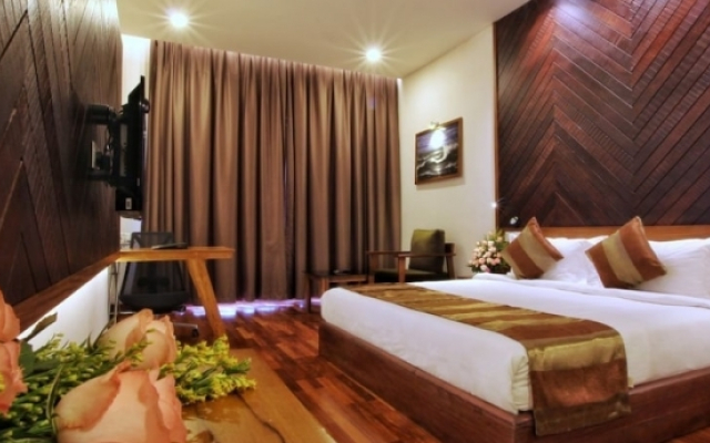 Woodies Bleisure Hotel