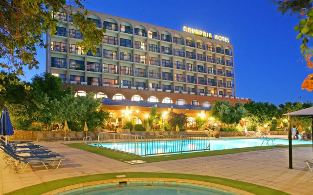 Navarria Hotel