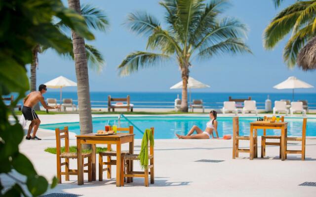 Plaza Pelicanos Grand Beach Resort - All Inclusive