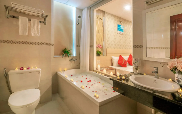 Happy Day Riverside Hotel & Spa Danang