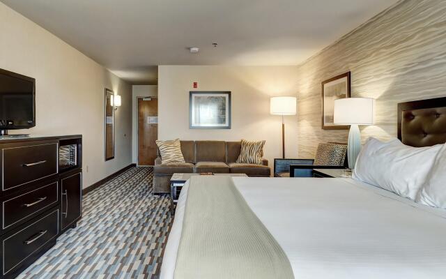 Holiday Inn Express Hotel & Suites Warwick-Providence (Arpt) by IHG