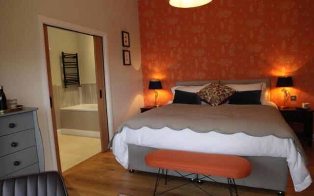 Cwmbach Lodge luxury B&B