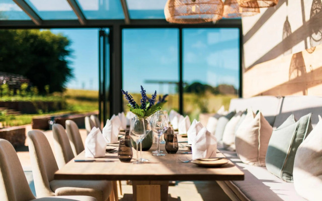 Stonehaven Lodge and Conference Center