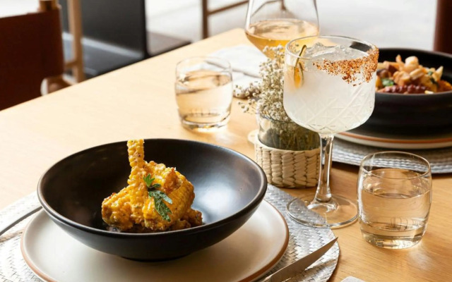 Cleviá, San Miguel de Allende, Autograph Collection