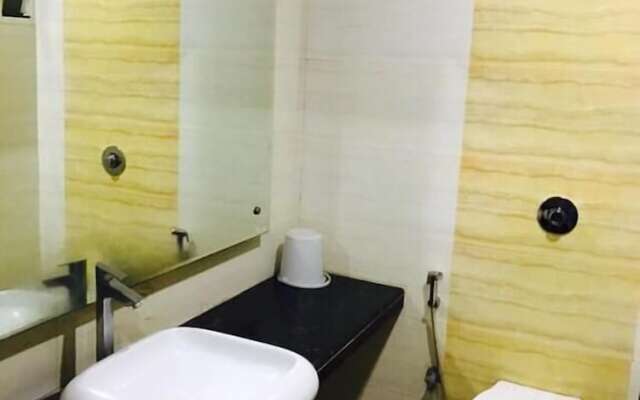 Iroomz Vaishali Residency