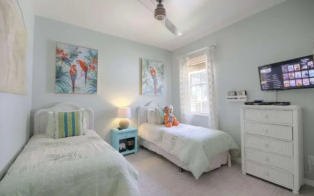 428 Calabay Parc