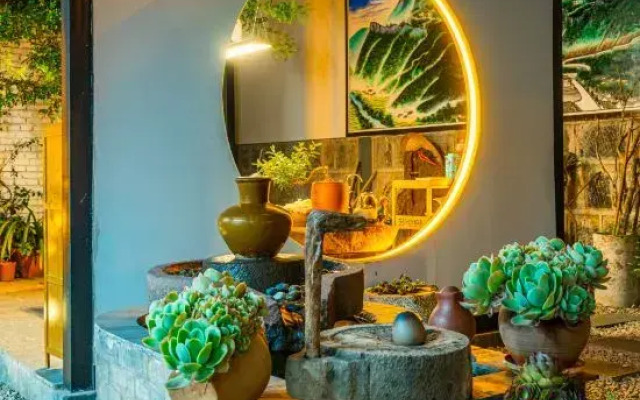 Such as to the boutique Guesthouse