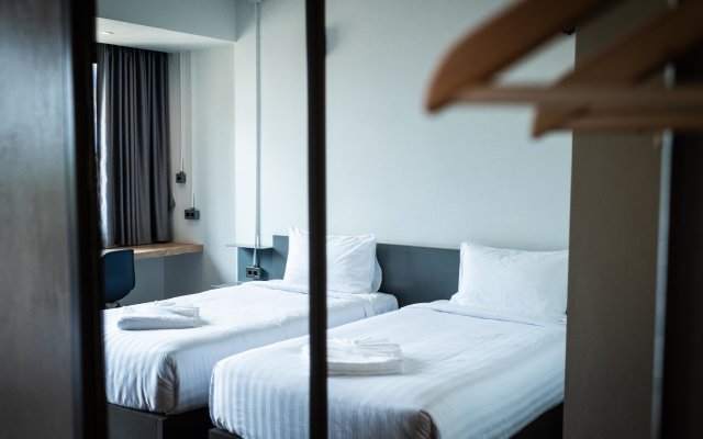 S.22 Hotel Suratthani