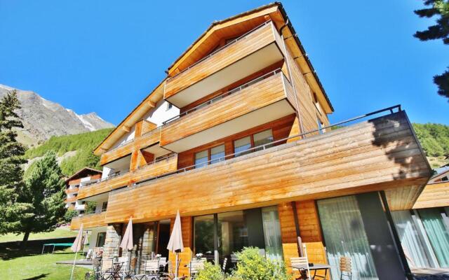 Elite Alpine Lodge