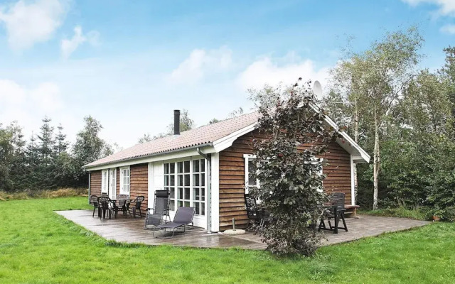 8 Person Holiday Home in Fjerritslev-by Traum