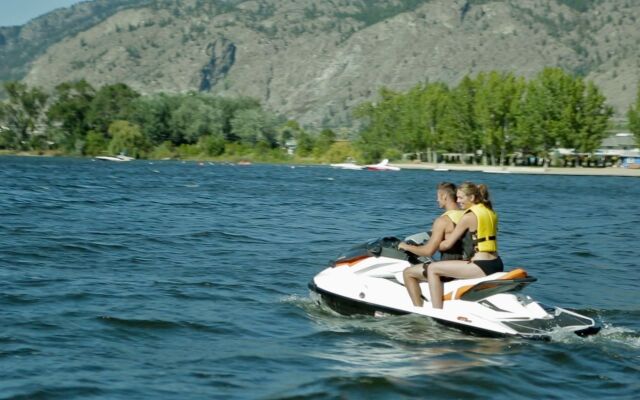 Walnut Beach Resort
