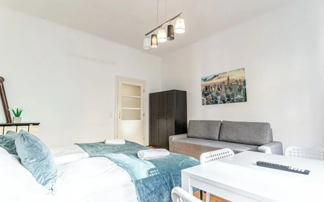 Charming 1BR Apt 15 Min to Vienna