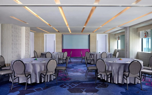 Aloft Jakarta Wahid Hasyim