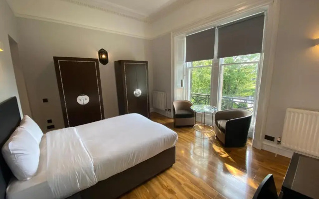 iHoliday Hotel