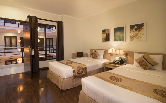 Vien Dong Hotel