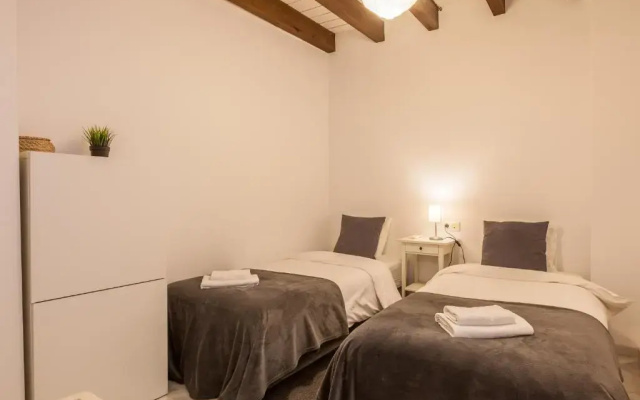 Luminoso 2 BR apartment, 300 metros de Catedral