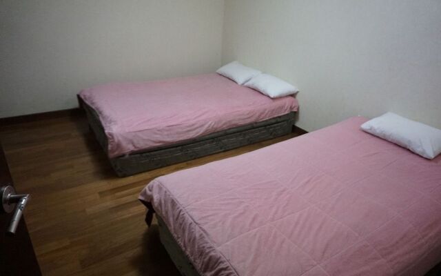 Hebron Hill Resort