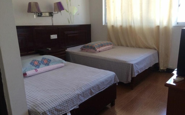Yangshuo Yangti Lianwang Hostel – Guest Rooms – Guilin
