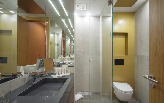 ICON Casona 1900 by Petit Palace