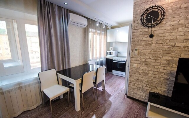 Апартаменты на пр-те 100-летия Владивостока, 51