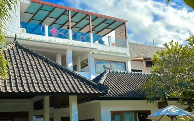 Villa Casablanca Surf Keramas