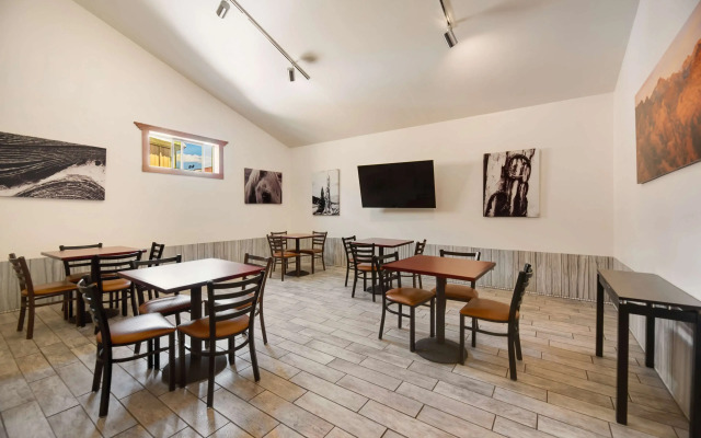 Best Western Frontier Motel
