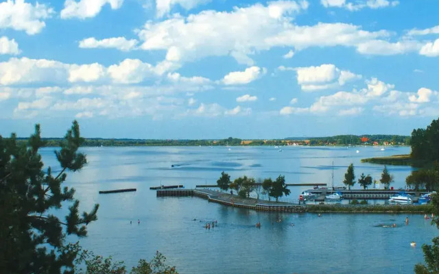 Hausboot auf der Peene, Demmin