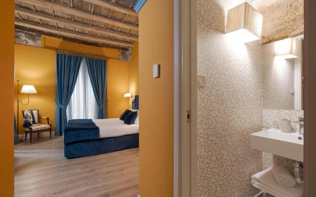 Palazzo Arone dei Baroni di Valentino