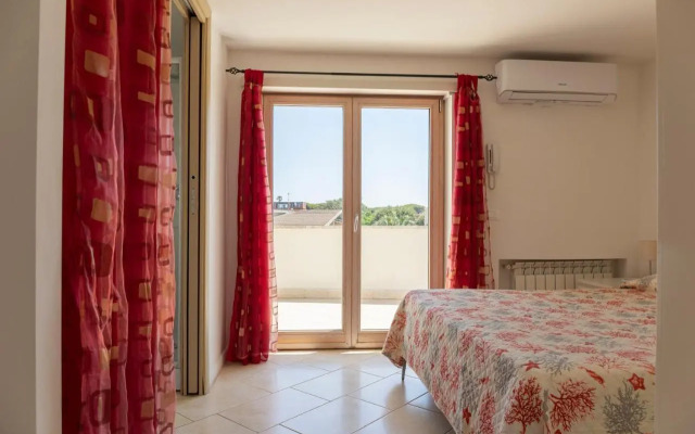 Nice villa only 100m from the beach