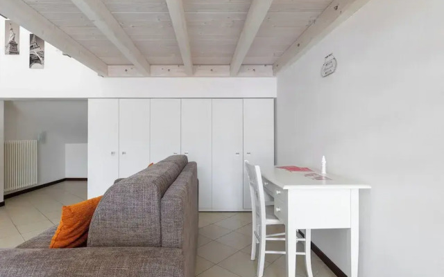 Cozy Mezzanine Apartment