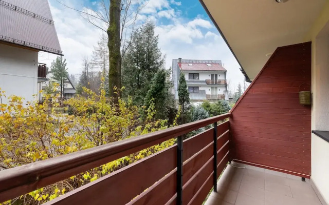 Cozy Apartment in Zakopane by Renters