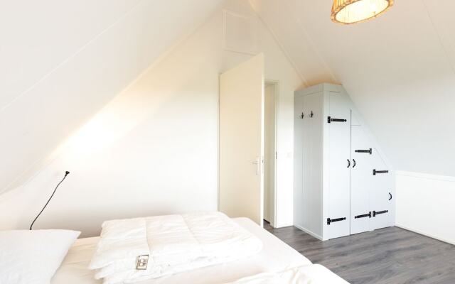 Holiday Home in Wissenkerke With Garden