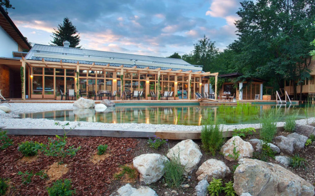 Tourist Green Resort Garden Village