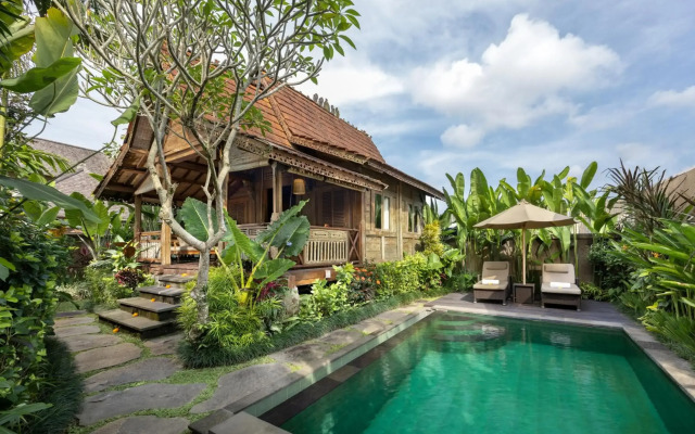 Pramana Watu Kurung Resort