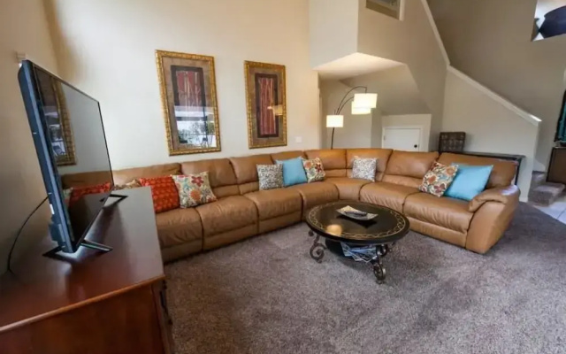 Mallory Pad Apartment 4 Bedroom