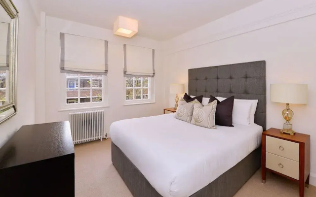 Pelham Court Apartments