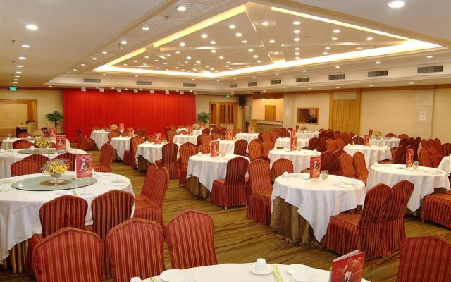 Guangdong Hotel-Free Shuttle & Registration Counter Service during Canton Fair