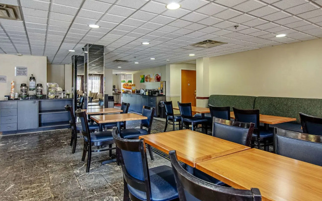 Quality Inn & Suites I-81 Exit 7