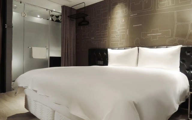 CHECK inn Taipei Main Station