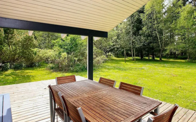8 Person Holiday Home in Bindslev-by Traum