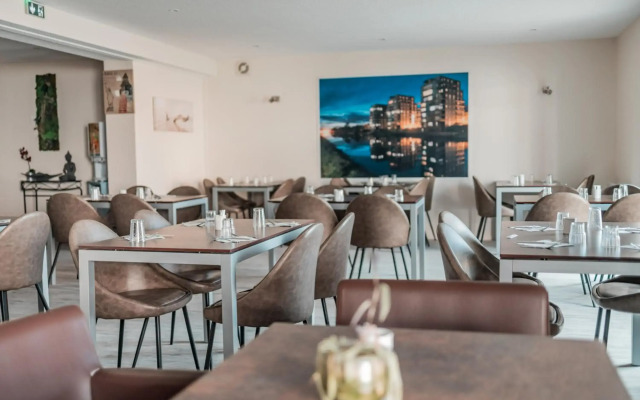 Brit Hotel Confort Saint-Lô