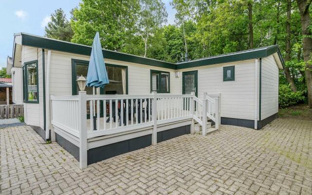 Comfortable chalet with a terrace at 3 km from Baarle-Nassau