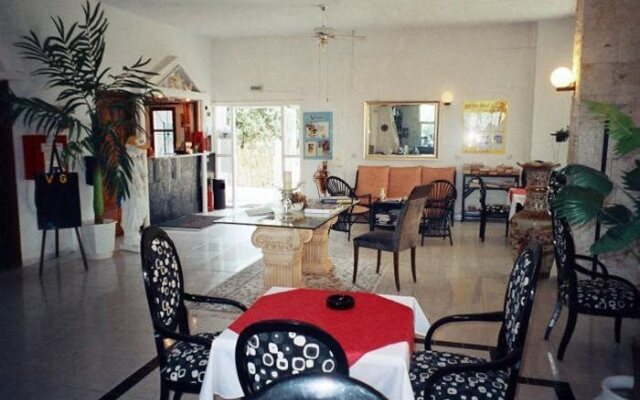 Villa George