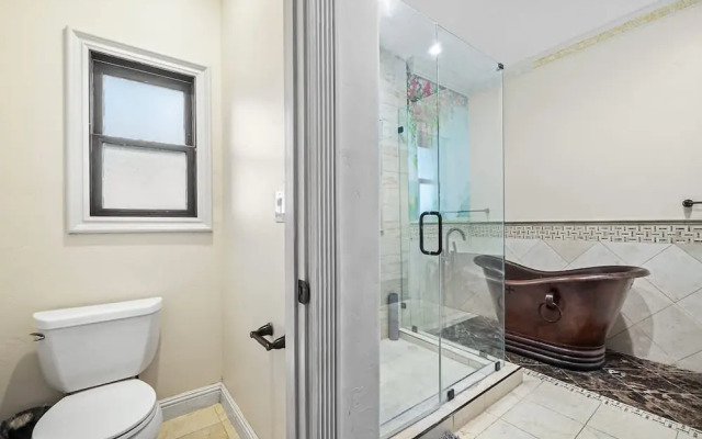 Stunning House wt 6Br 5bth SJ