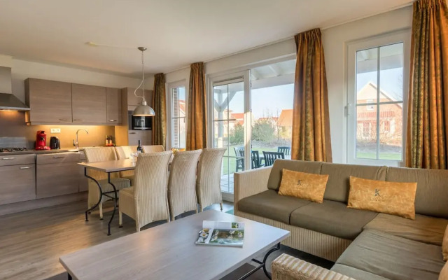 Luxurious Detached Villa With Washer, in De Maasduinen Area
