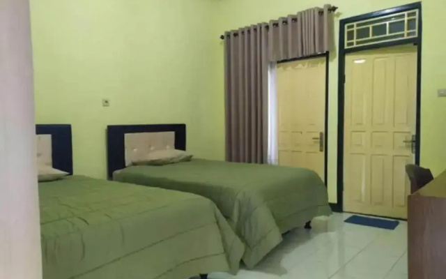 Lembah Rinjani Villa & Resto Syariah by ecommerceloka