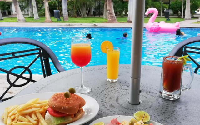 InHouse Select Hacienda Tres Rios