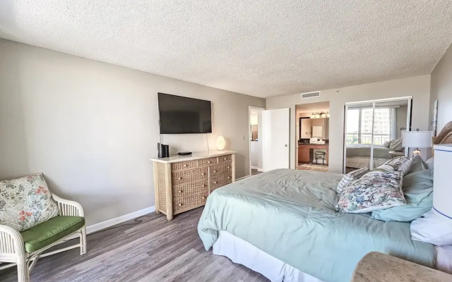 507 South Hampton 2 Bedroom Condo